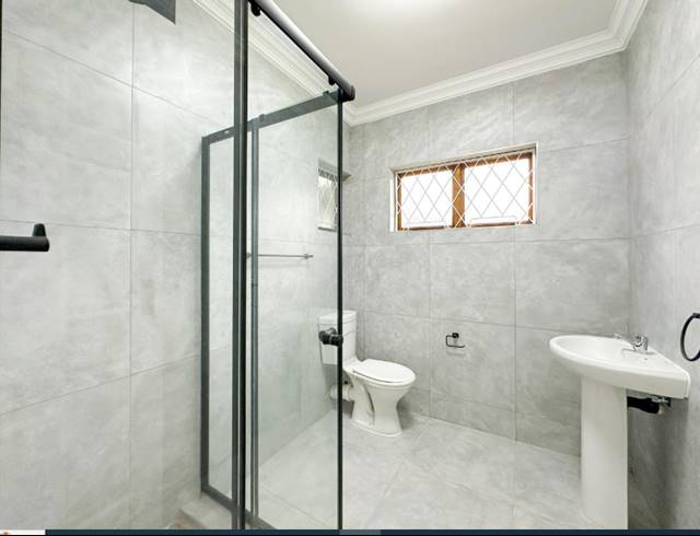 5 BEDROOM HOUSE FOR SALE IN WESTVILLE